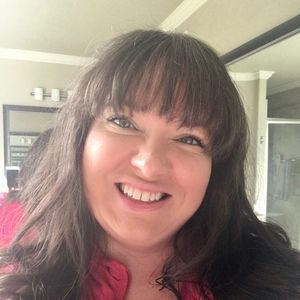 Meet your Posher, Alissa